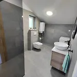 Apartman Eva 2 *